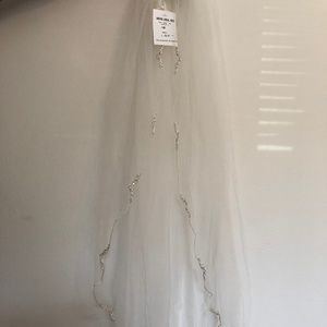 Ansonia Bridal Veil